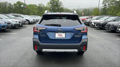 2022 Subaru Outback Touring XT