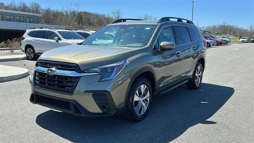 Autumn Green Metallic 2025 Subaru Ascent Premium 8-Passenger