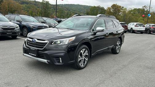 2022 Subaru Outback Touring XT