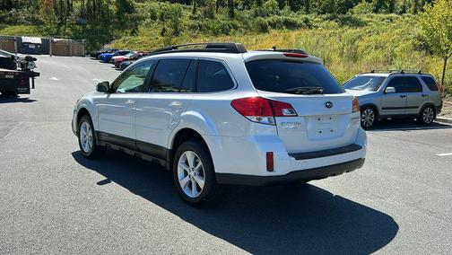 2013 Subaru Outback 2.5i Limited