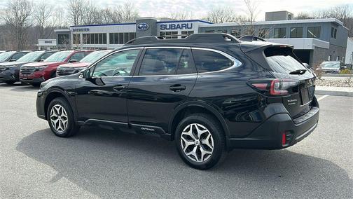 2022 Subaru Outback Premium
