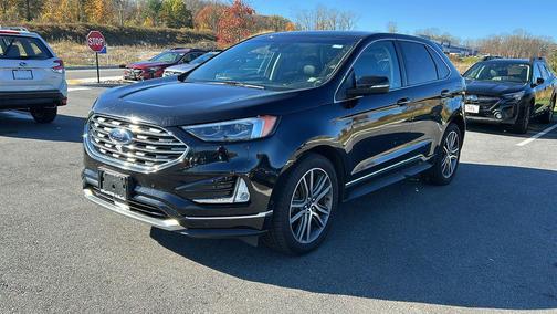 2019 Ford Edge Titanium