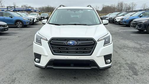 Crystal White Pearl 2023 Subaru Forester Premium
