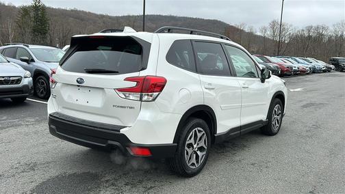 Crystal White Pearl 2023 Subaru Forester Premium