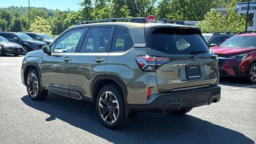 Autumn Green Metallic 2025 Subaru Forester Limited