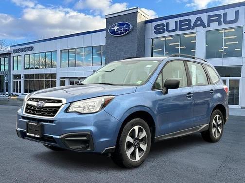 Quartz Blue Pearl 2017 Subaru Forester 2.5i