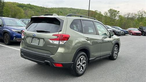 Jasper Green Metallic 2019 Subaru Forester Premium