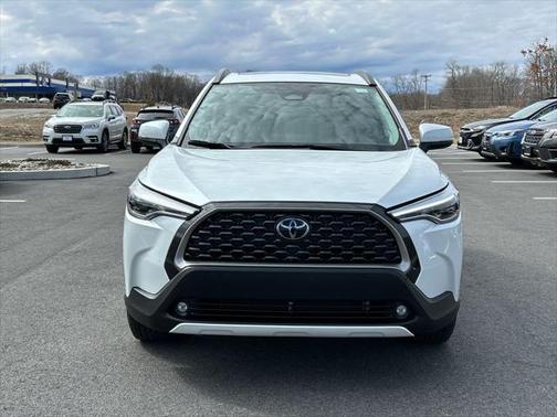 2024 Toyota Corolla Cross XLE