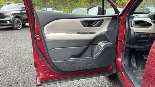 2025 Subaru Forester Base