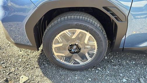 2025 Subaru Forester Base