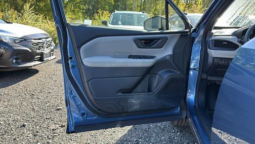 2025 Subaru Forester Base