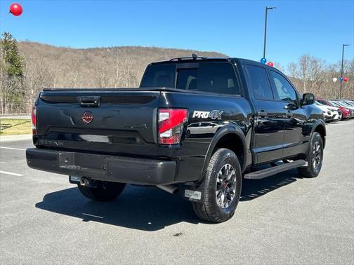 2023 Nissan Titan PRO-4X