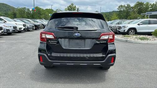2018 Subaru Outback 2.5i Touring
