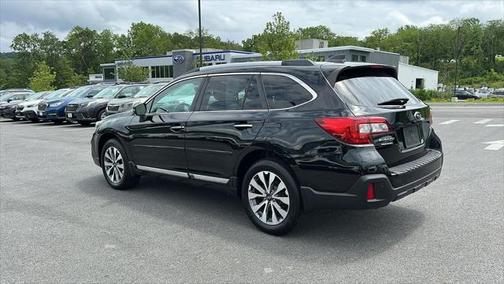 2018 Subaru Outback 2.5i Touring
