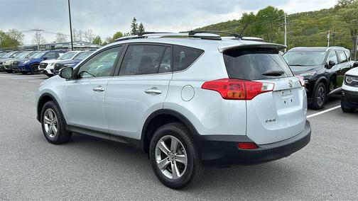 Classic Silver Metallic 2015 Toyota RAV4 XLE