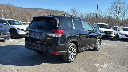 2022 Subaru Forester Premium