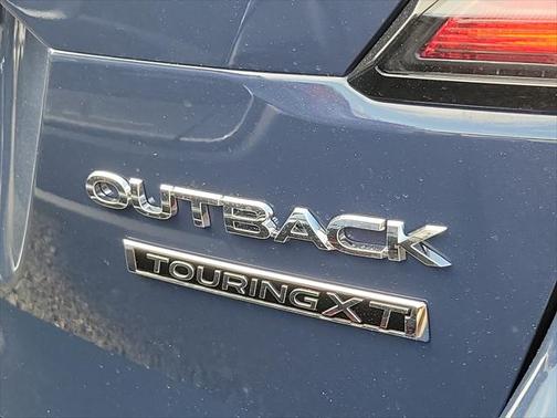 2025 Subaru Outback Touring XT
