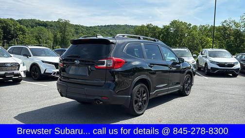 Crystal Black Silica 2023 Subaru Ascent Onyx Edition Limited 7-Passenger