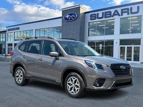 2024 Subaru Forester Premium