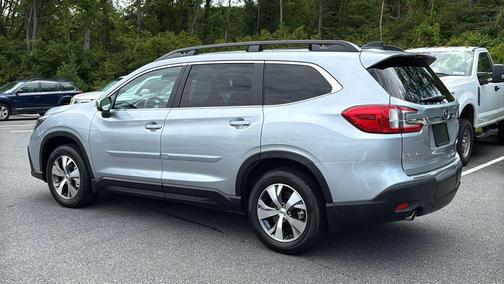 Ice Silver Metallic 2025 Subaru Ascent Premium 7-Passenger
