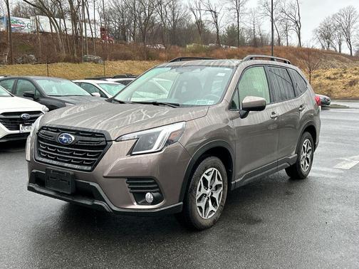 2023 Subaru Forester Premium