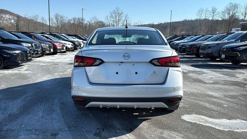 2024 Nissan Versa 1.6 S