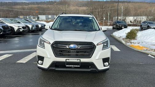 2022 Subaru Forester Premium