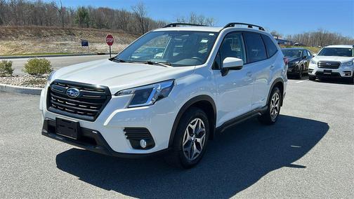 Crystal White Pearl 2023 Subaru Forester Premium