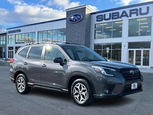 2022 Subaru Forester Premium