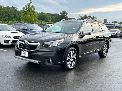 2022 Subaru Outback Touring