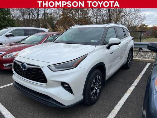 2021 Toyota Highlander Hybrid XLE