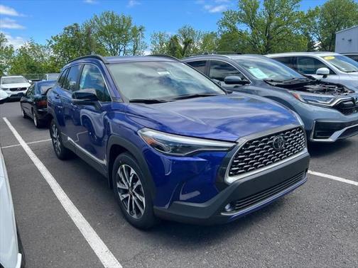 2025 Toyota Corolla Cross XLE