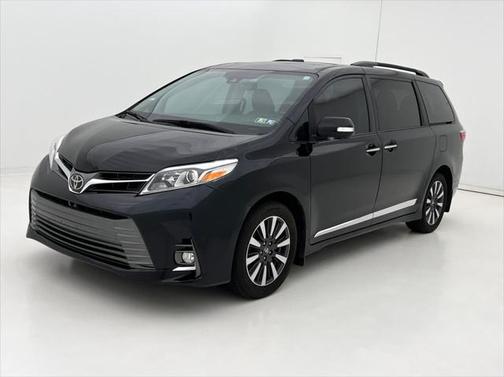 2018 Toyota Sienna Limited Premium