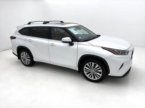2024 Toyota Highlander Platinum
