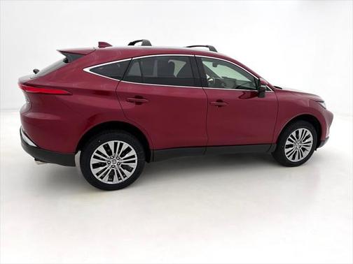 2022 Toyota Venza XLE