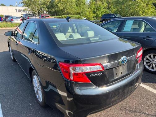 2012 Toyota Camry Hybrid XLE