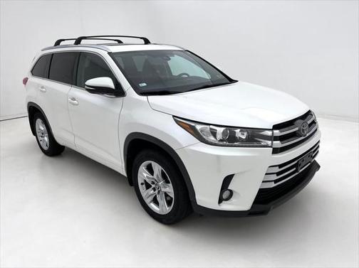 2017 Toyota Highlander Limited