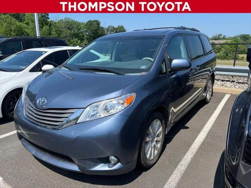 2014 Toyota Sienna XLE