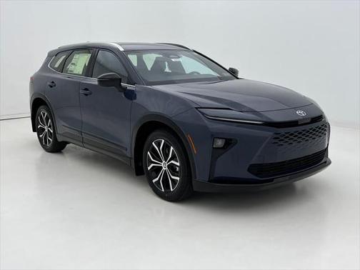 2025 Toyota Crown Signia XLE