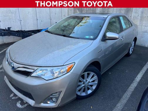 2013 Toyota Camry Hybrid XLE
