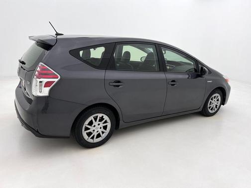 2015 Toyota Prius v Four