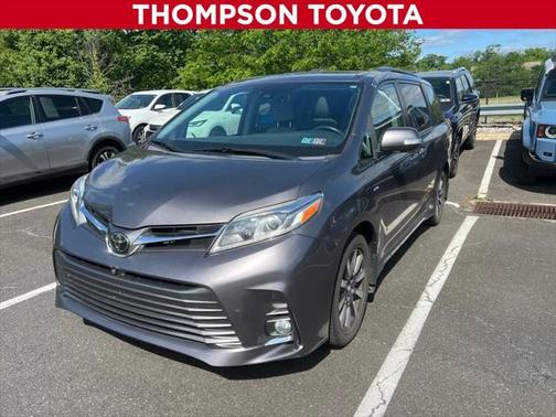 2020 Toyota Sienna Limited Premium