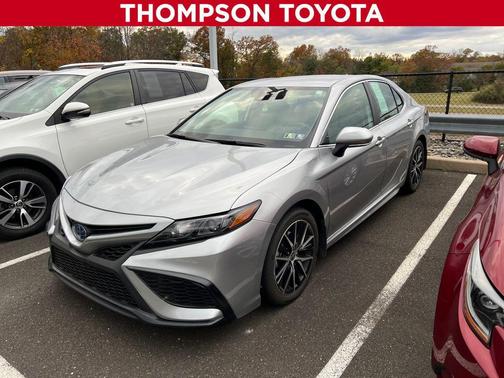 2023 Toyota Camry SE