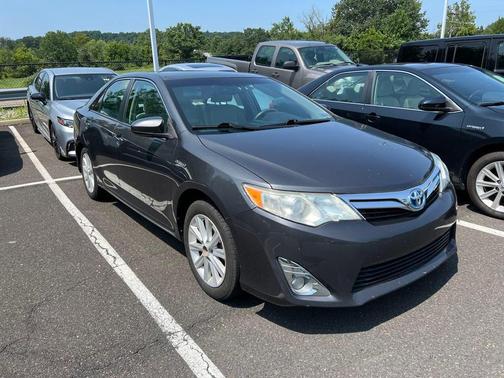 2012 Toyota Camry Hybrid XLE