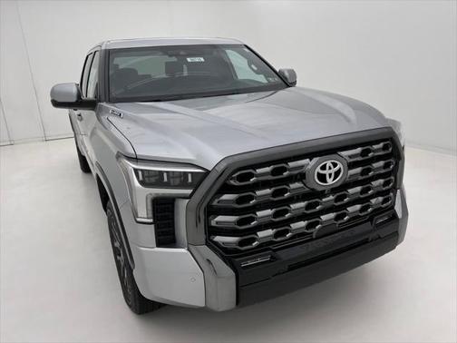 2025 Toyota Tundra Hybrid Platinum