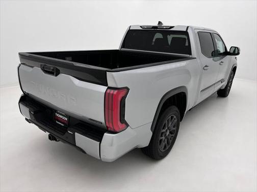 2025 Toyota Tundra Hybrid Platinum