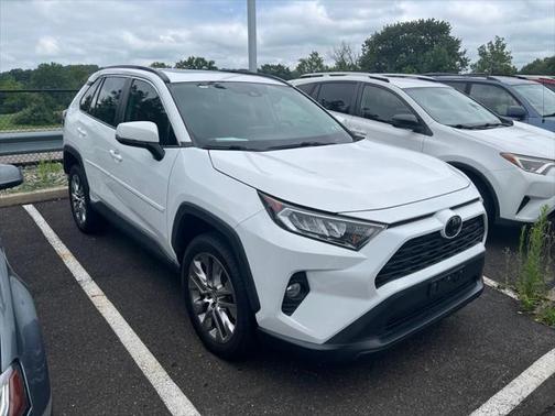2020 Toyota RAV4 XLE Premium