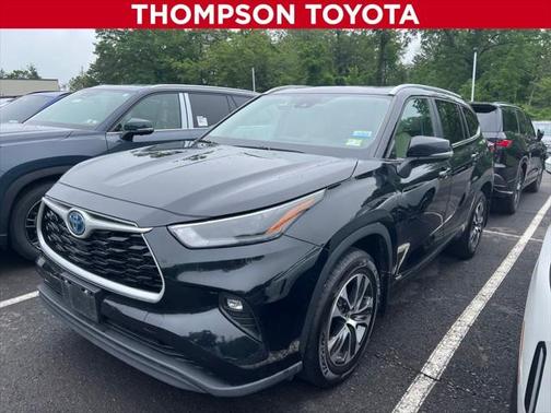 2023 Toyota Highlander Hybrid XLE