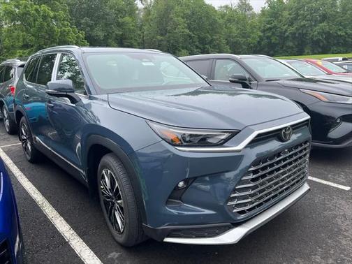 2025 Toyota Grand Highlander Hybrid Limited MAX