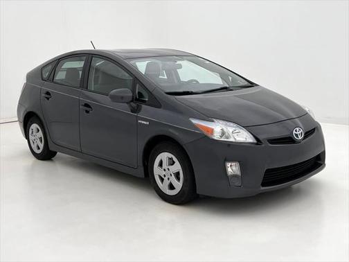 2010 Toyota Prius III